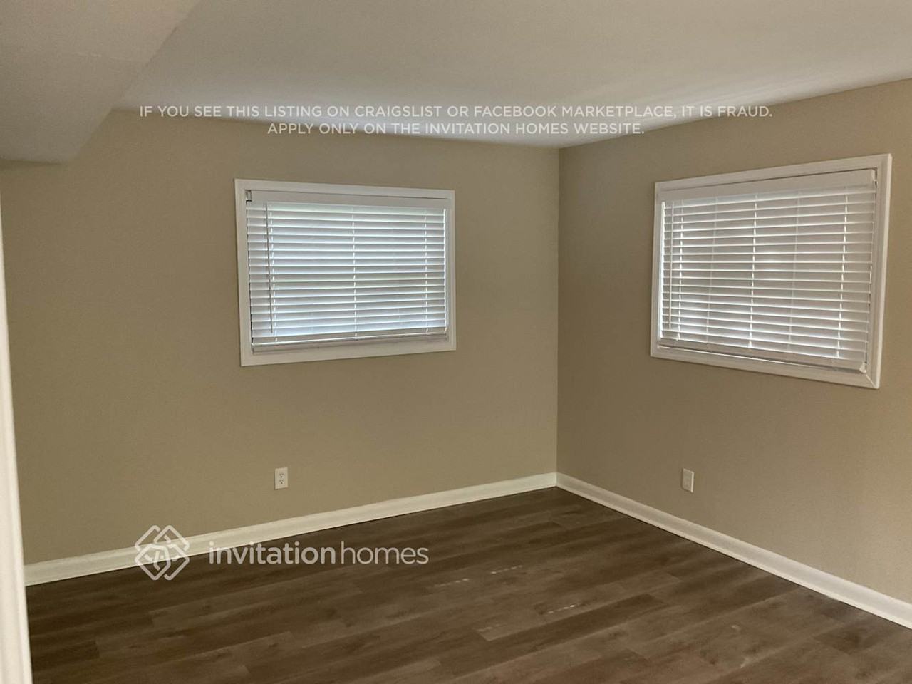 2652 Williamsburg Dr - Photo 4 of 14