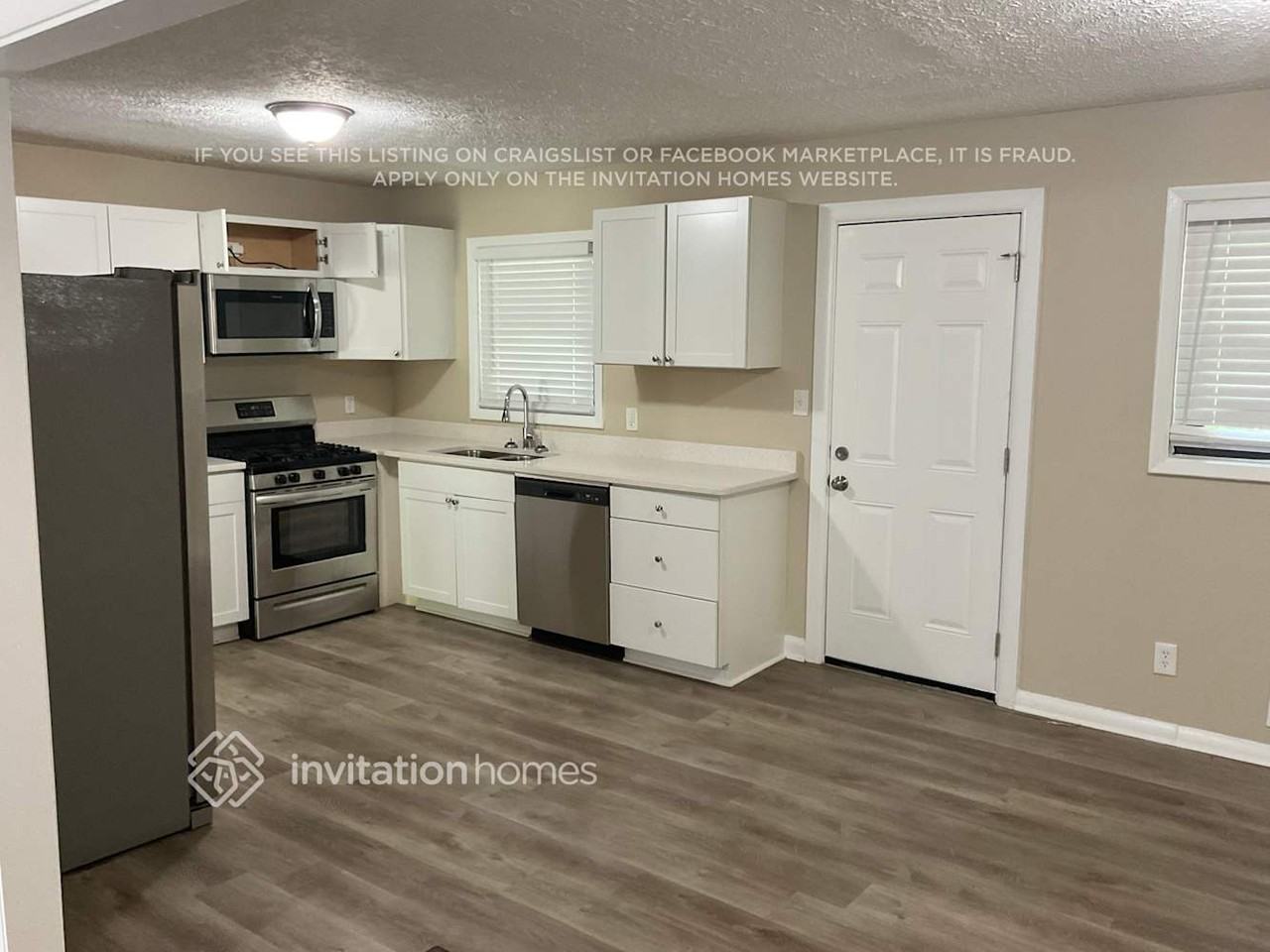 2652 Williamsburg Dr - Photo 5 of 14