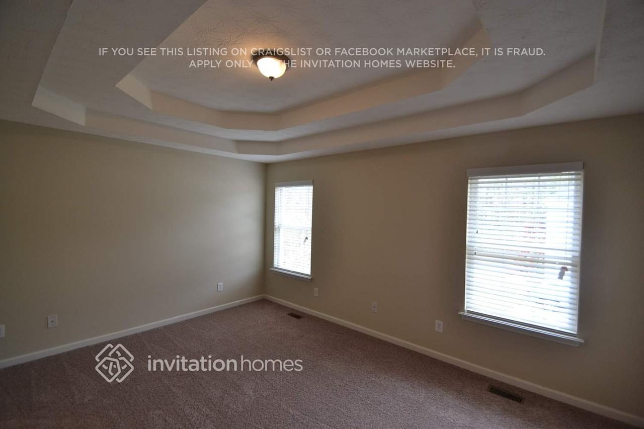 4050 Lions Gate - Photo 5 of 10