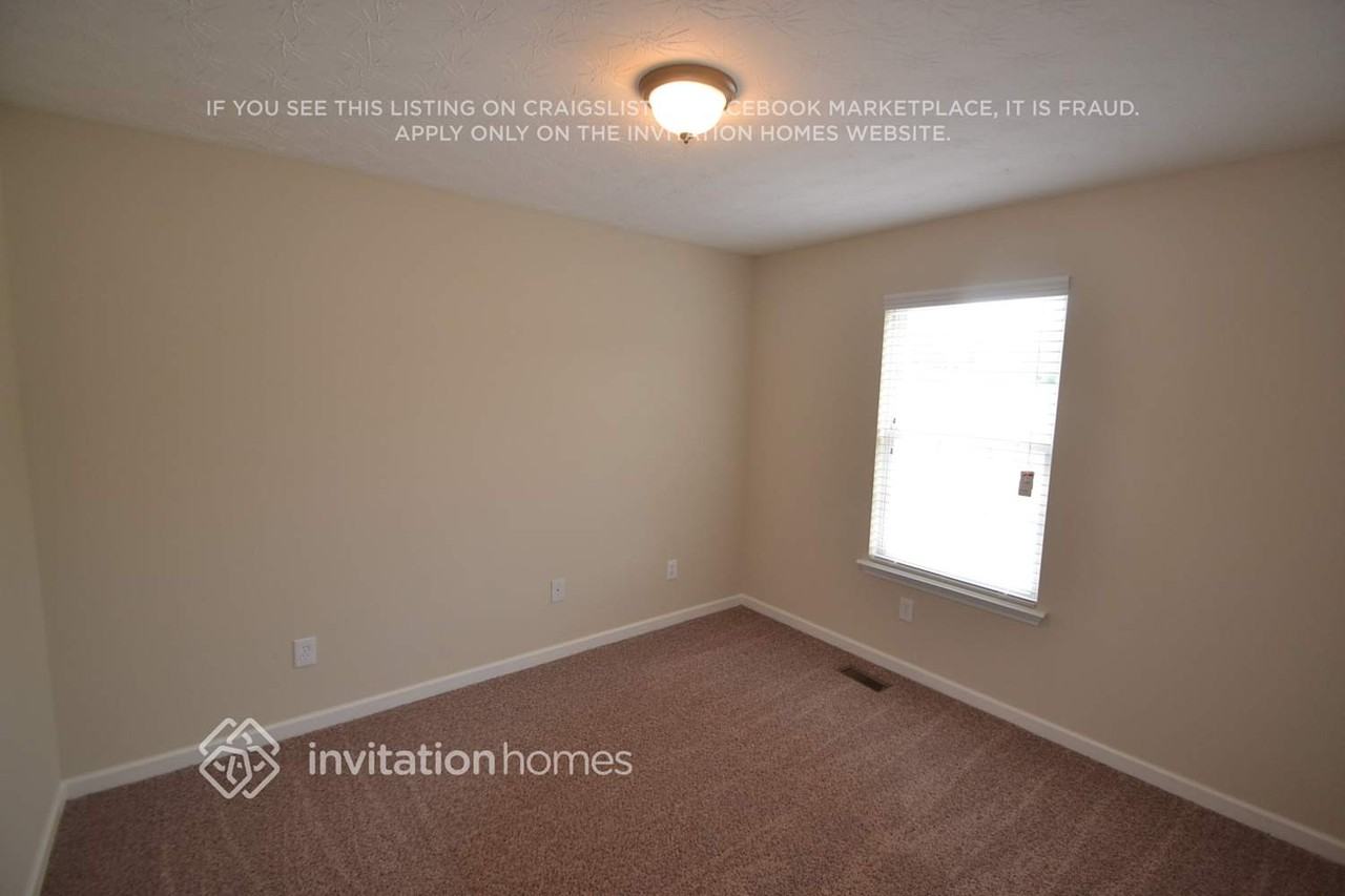 4050 Lions Gate - Photo 6 of 10