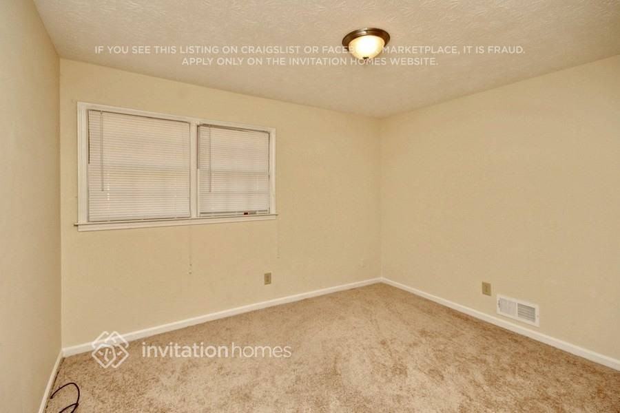 4412 Bryant Dr Sw - Photo 5 of 11