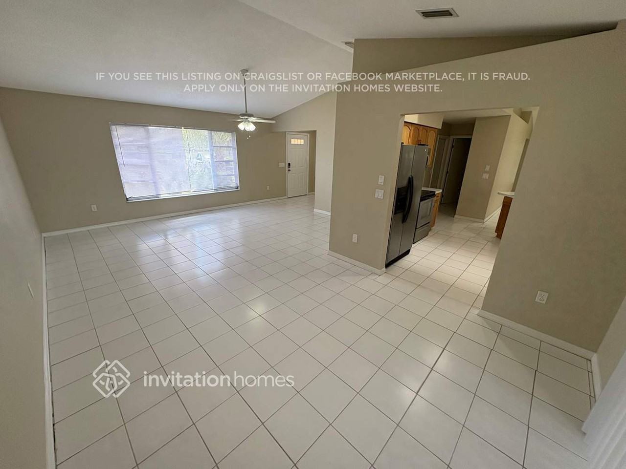 385 Atwater St - Photo 3 of 12
