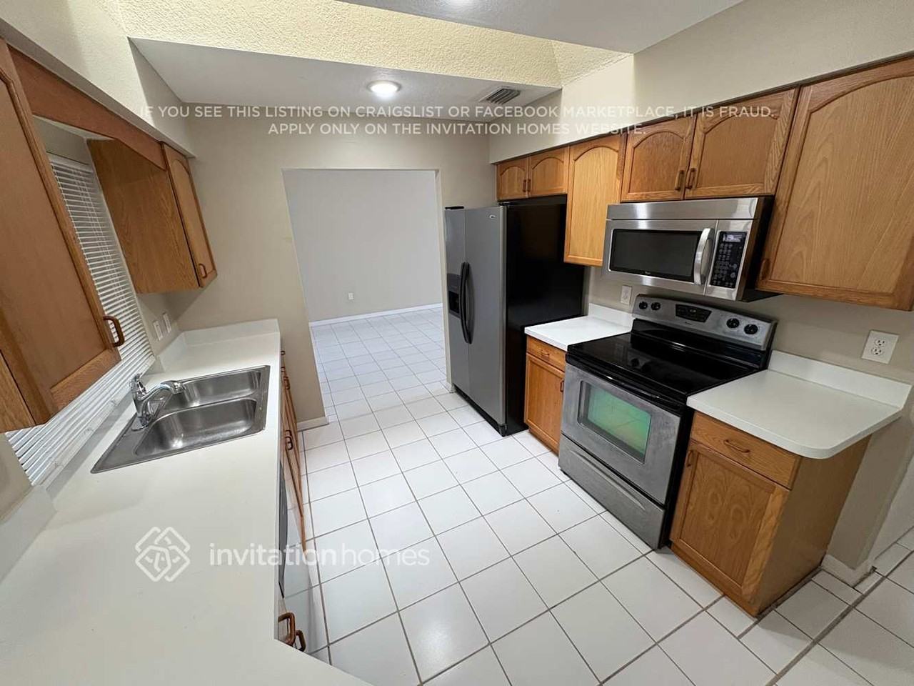 385 Atwater St - Photo 5 of 12