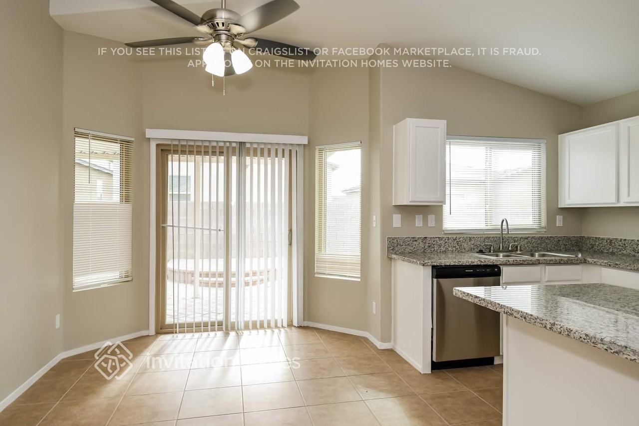 6557 Shining Sand Ave - Photo 6 of 16