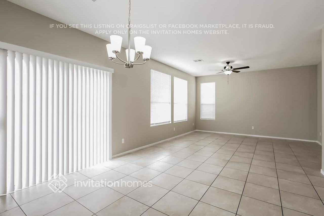 7028 Wonderberry St - Photo 4 of 16