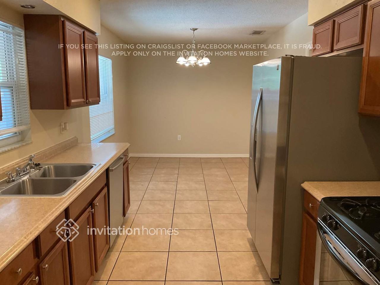 626 Huntington St - Photo 7 of 22