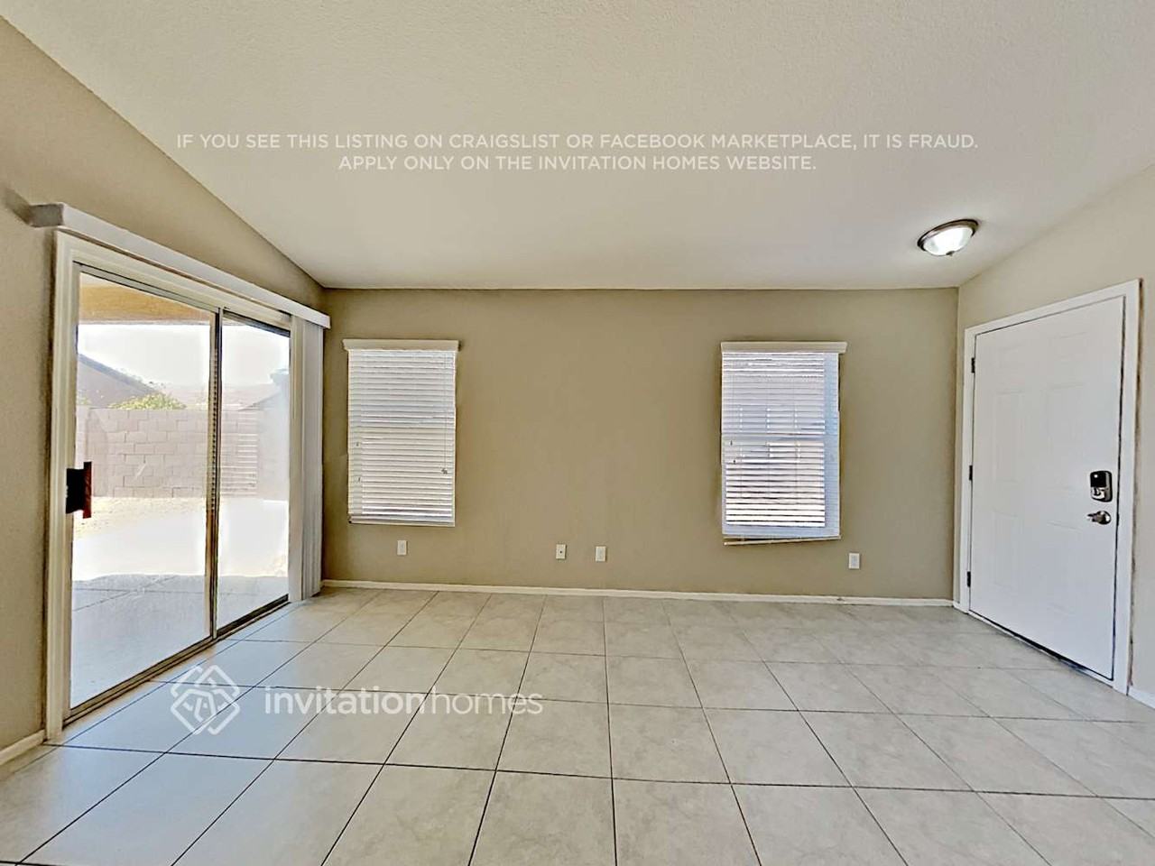 9159 W Deanna Dr - Photo 3 of 15