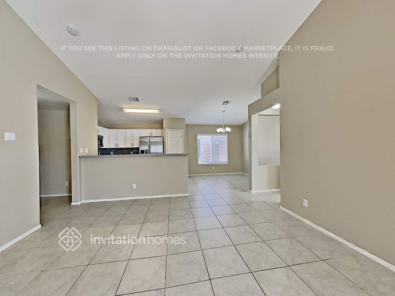 9159 W Deanna Dr - Photo 5 of 15
