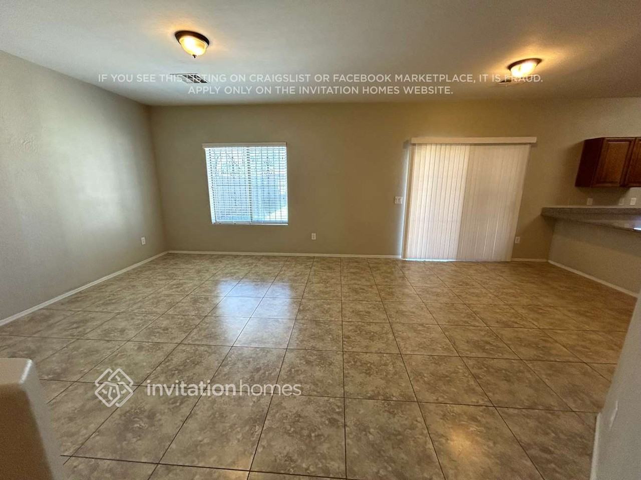 5814 S 11th St - Photo 2 of 13