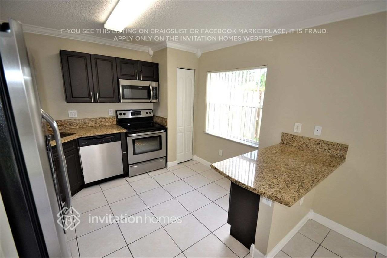 15310 Sw 47th St - Photo 5 of 17