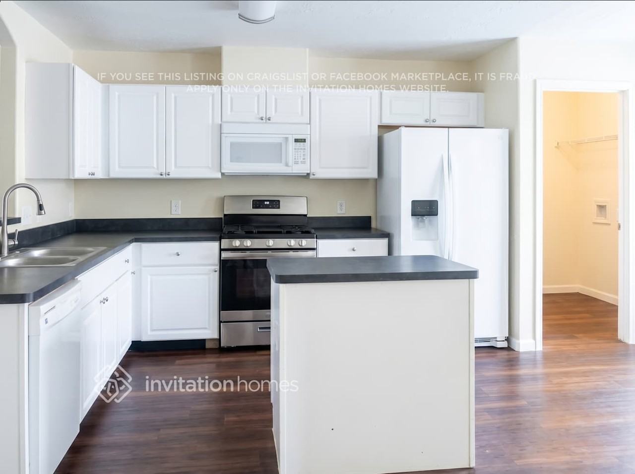 8567 Chaletford Dr - Photo 4 of 13