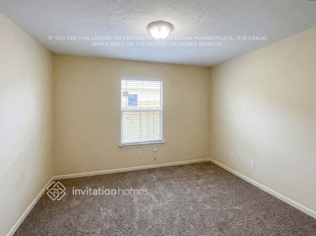 8567 Chaletford Dr - Photo 7 of 13