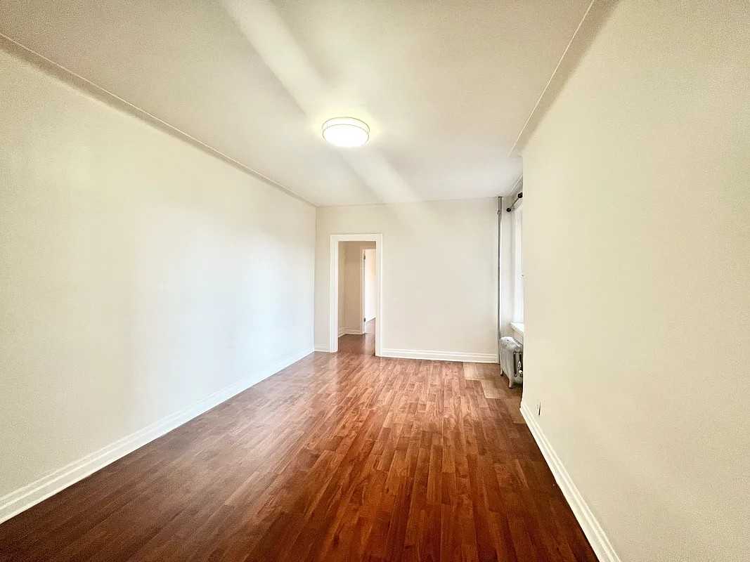 37-25 81st Street #5A - Photo 5 of 8