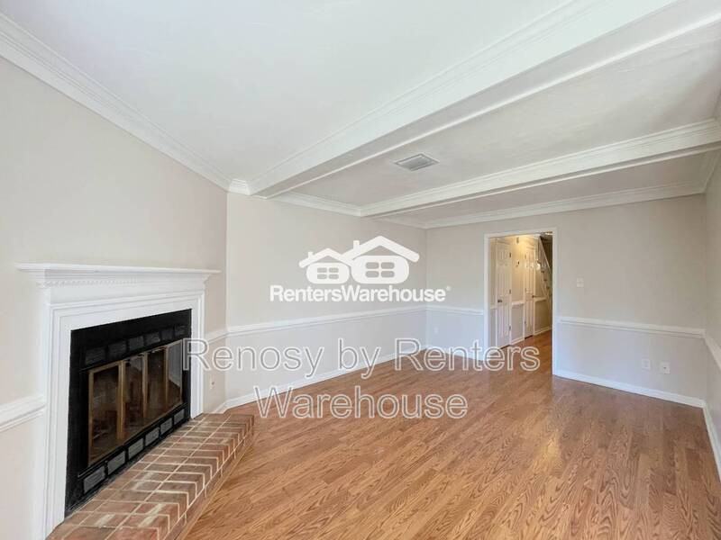 447 San Roman Dr - Photo 6 of 35
