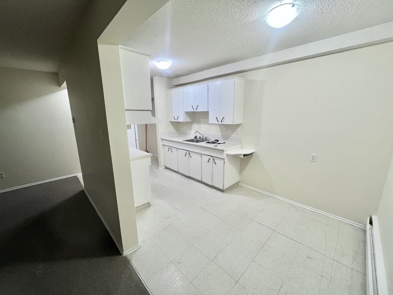 10824 112 St Nw - Photo 6 of 24