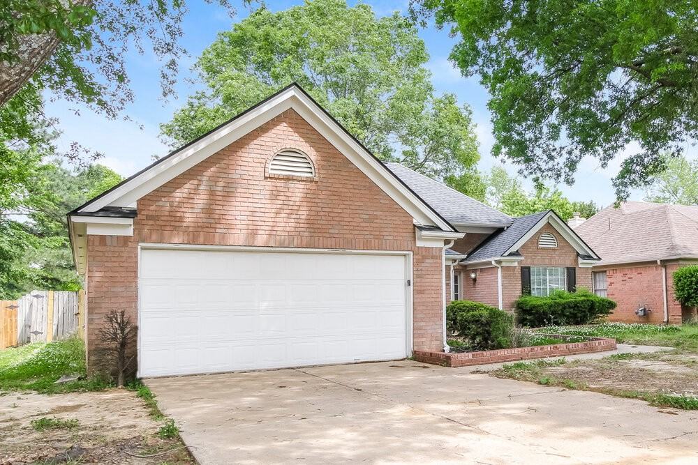 8538 Overcup Oaks Dr - Photo 3 of 19