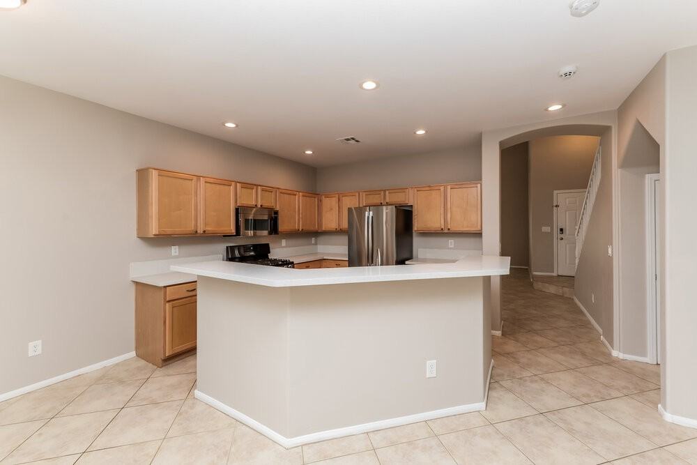 7643 Morning Lake Dr - Photo 6 of 17