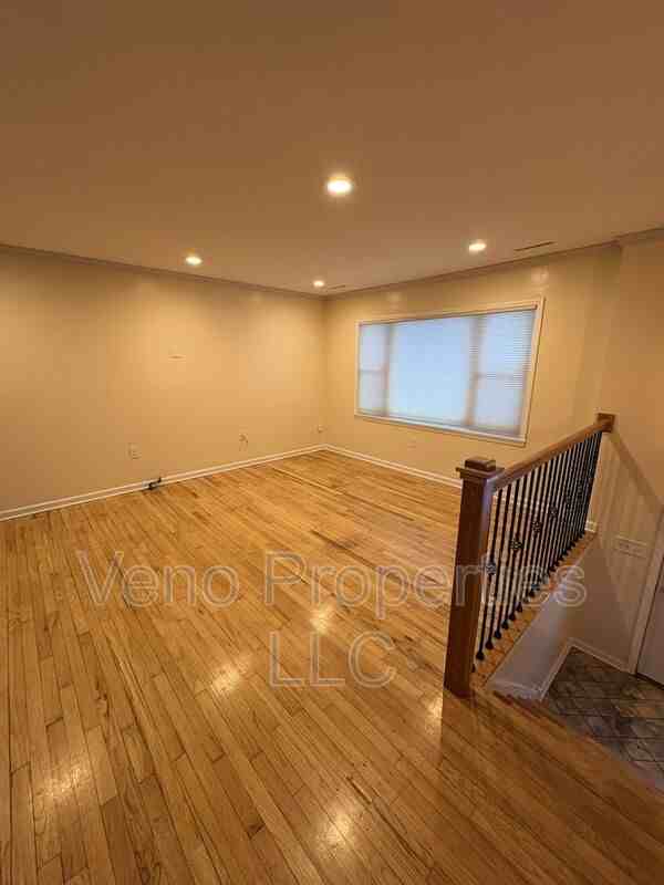 330 Louden Rd - Photo 5 of 29