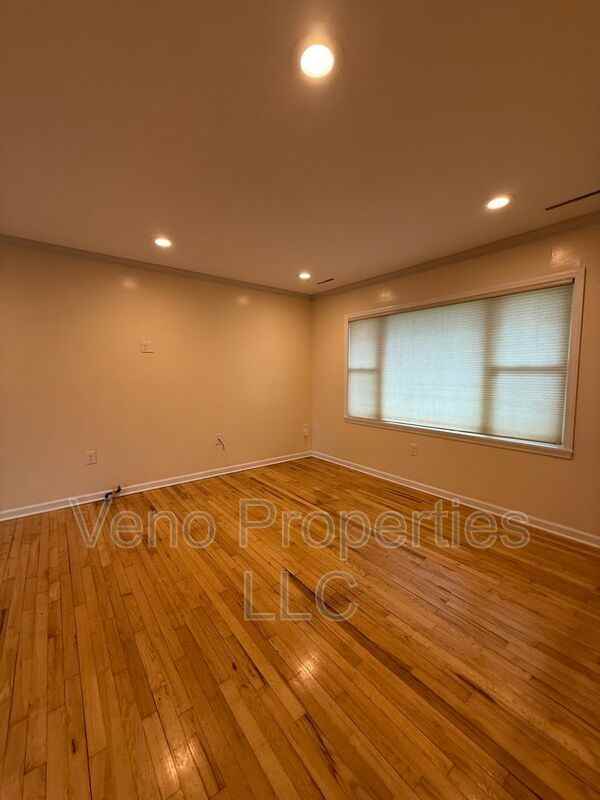 330 Louden Rd - Photo 7 of 29