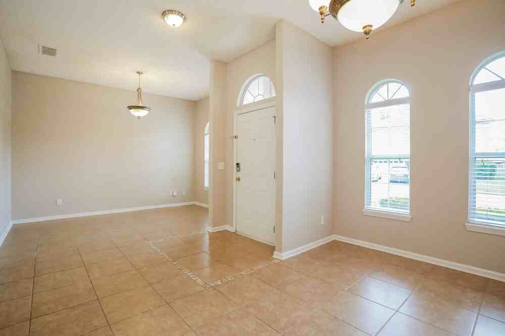 12392 Soaring Flight Dr - Photo 6 of 16