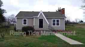 824 9th Ave - Photo 1 of 1