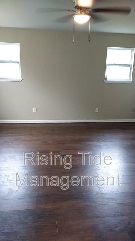 824 9th Ave - Photo 5 of 15
