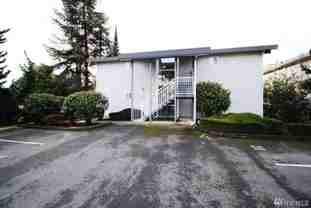 6015 Lakeview Dr #3 - Photo 1 of 1