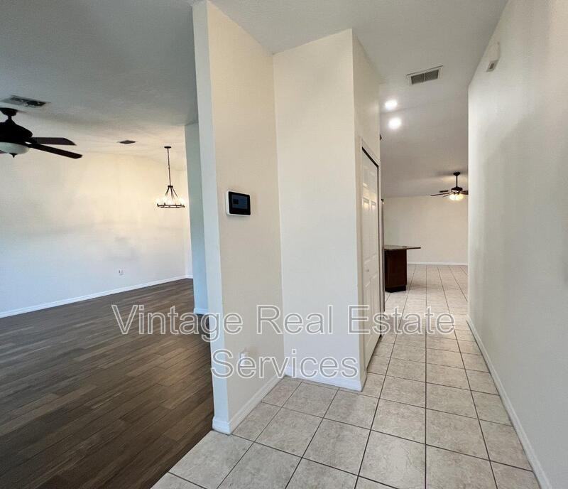 1520 Coastal Pl - Photo 2 of 19