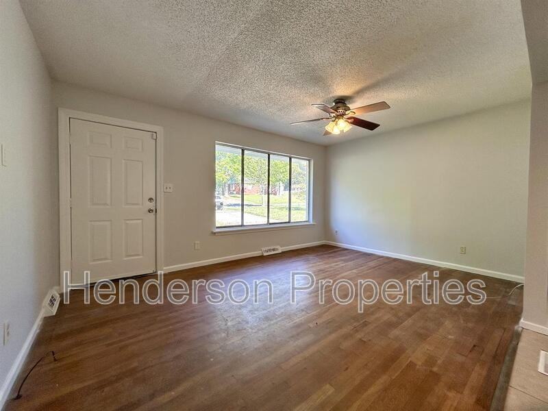 908 Bilmark Ave - Photo 3 of 17