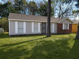 4712 Royal Ridge Dr - Photo 1 of 1