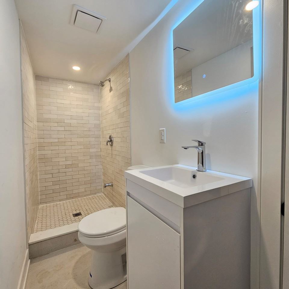 19 Seneca Avenue #B - Photo 2 of 9