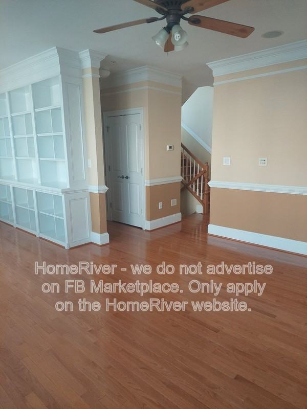 10548 Old Ellicott Cir #33 - Photo 3 of 27