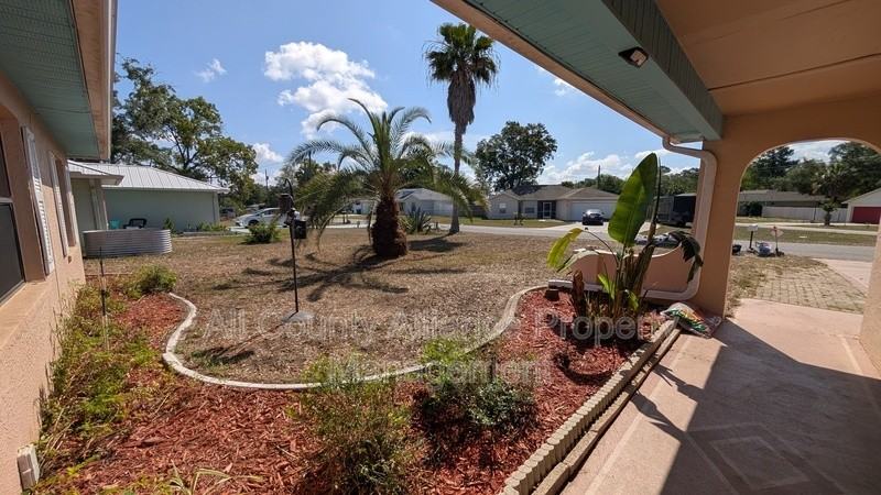 3441 Thunderbird Ave - Photo 3 of 22