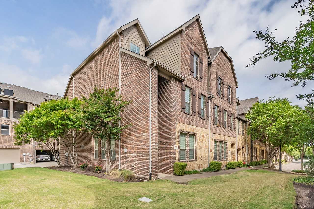 4205 Riverview Drive - Photo 3 of 45