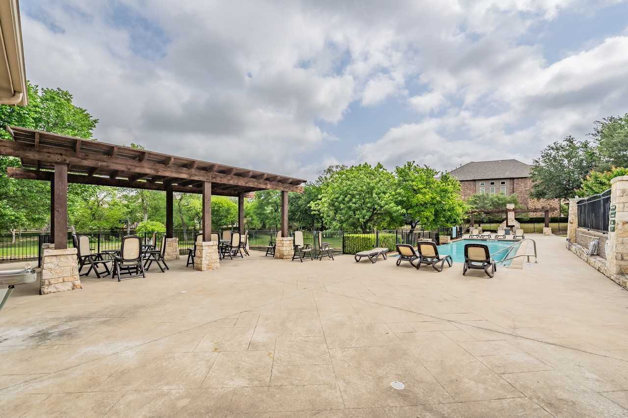 4205 Riverview Drive - Photo 7 of 45