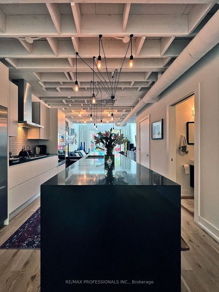60 Melbourne Avenue #B - Photo 2 of 33
