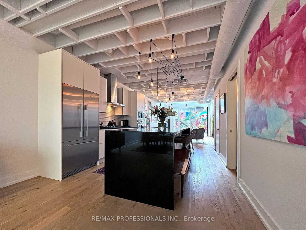 60 Melbourne Avenue #B - Photo 3 of 33