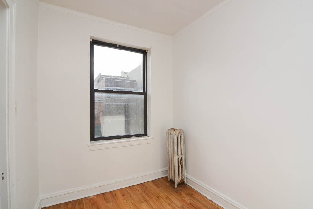 4851 N Damen Ave #202 - Photo 6 of 21