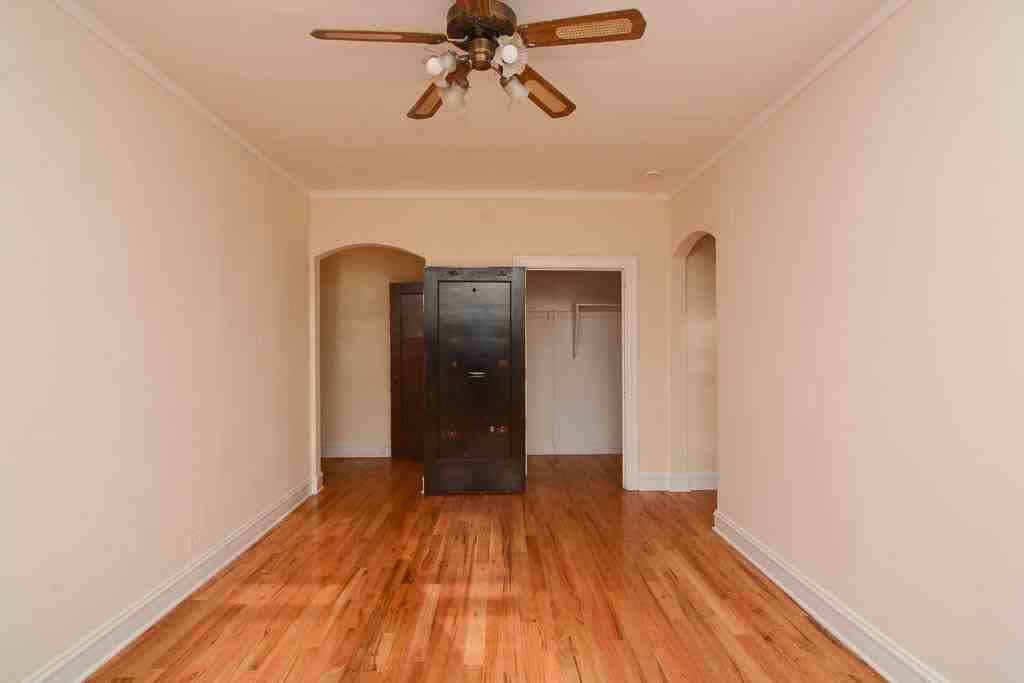 4851 N Damen Ave #202 - Photo 7 of 21