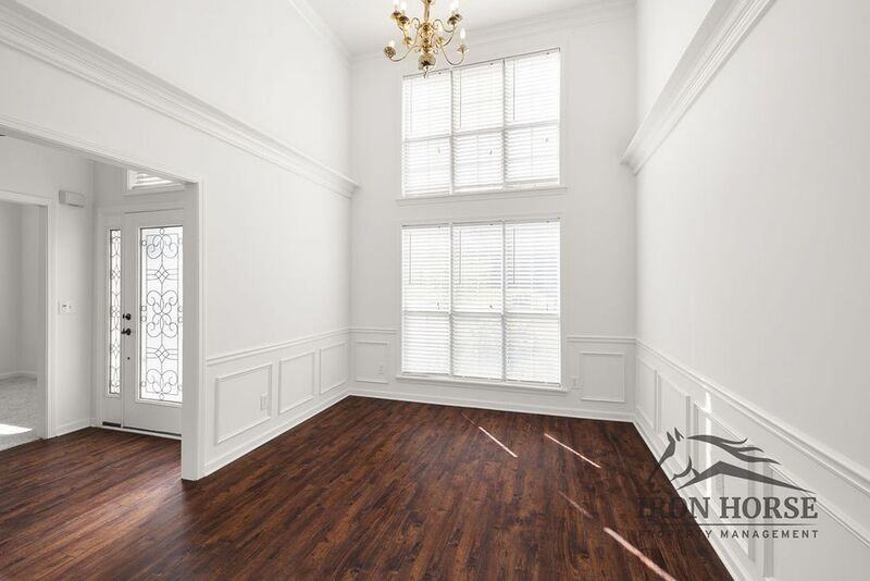 379 Beech Hollow Trl - Photo 6 of 38