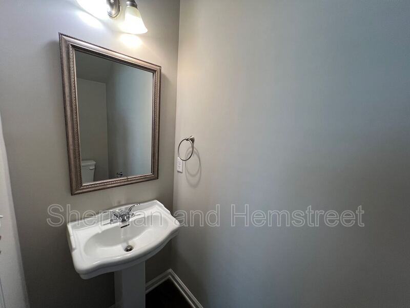 721 Tarvin Cir #721 - Photo 5 of 18