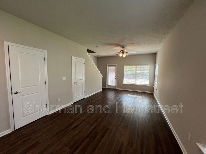 721 Tarvin Cir #721 - Photo 6 of 18