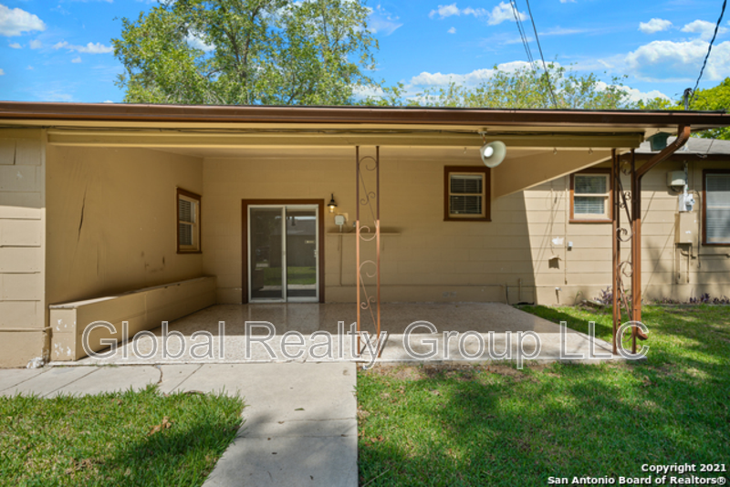 400 Mitchell Ave - Photo 2 of 22