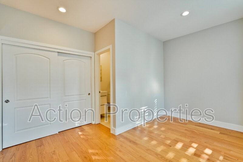 261 Langton Ave - Photo 5 of 36