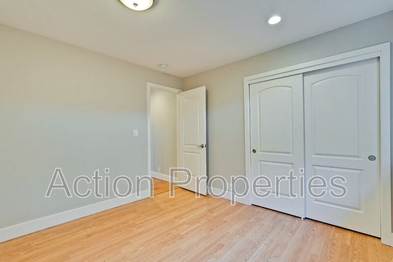 261 Langton Ave - Photo 7 of 36