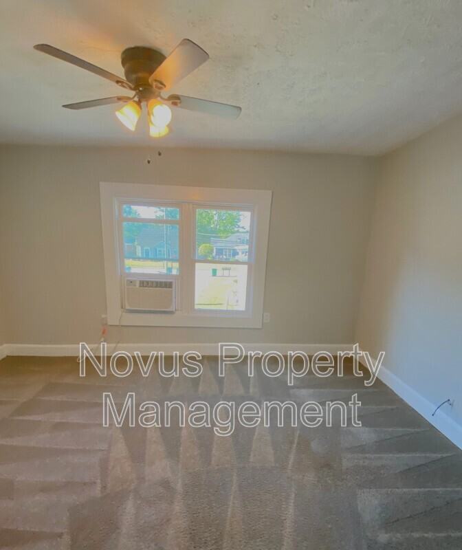 304 Cedar St #D - Photo 7 of 9