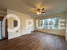 5490 Se Milwaukie Ave #101 - Photo 1 of 1