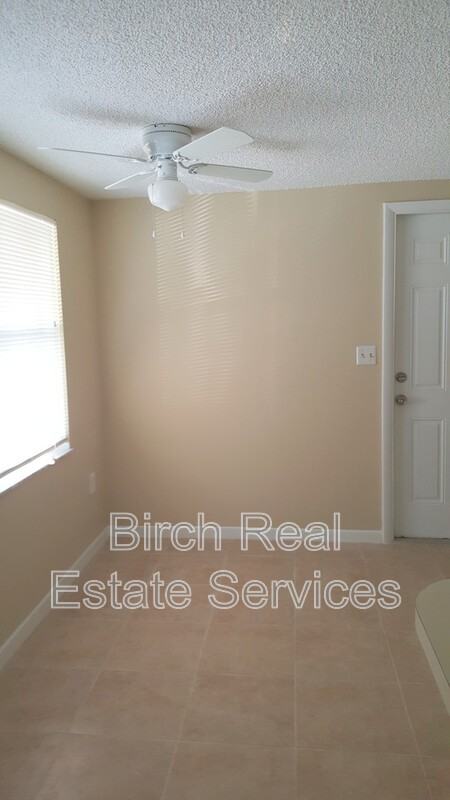 6837 Forest Ave - Photo 6 of 10