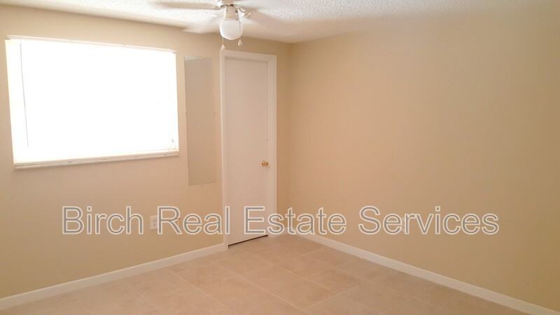 6837 Forest Ave - Photo 7 of 10