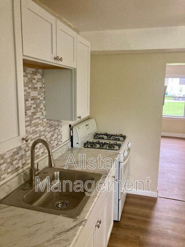 938 S Central Dr - Photo 2 of 12
